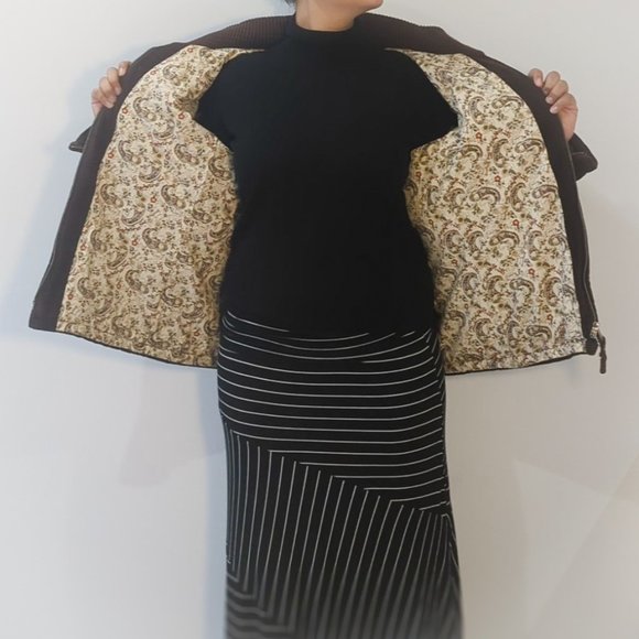 Cotton Ginny Brown Corduroy Jacket with Paisley Lining - Picture 5 of 7